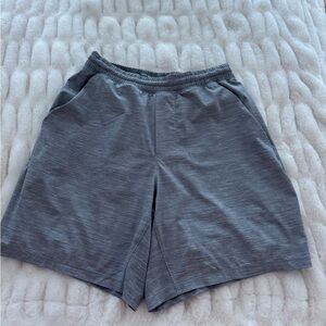 Lululemon Pace Breaker Short 7" *Lined